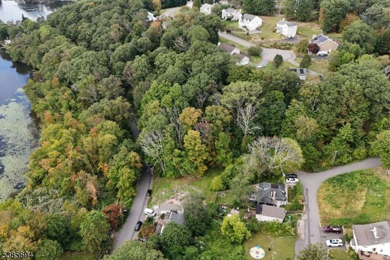 Stanhope Boro, NJ 07874,2 Robert Pl