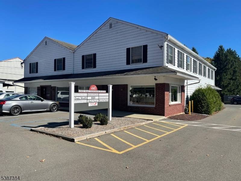 Califon Boro, NJ 07830,440 County Road 513