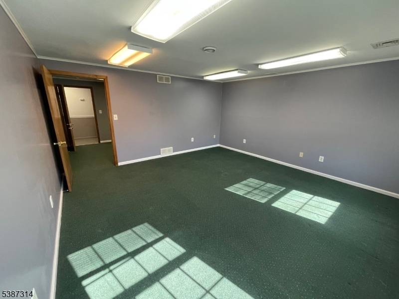 Califon Boro, NJ 07830,440 County Road 513