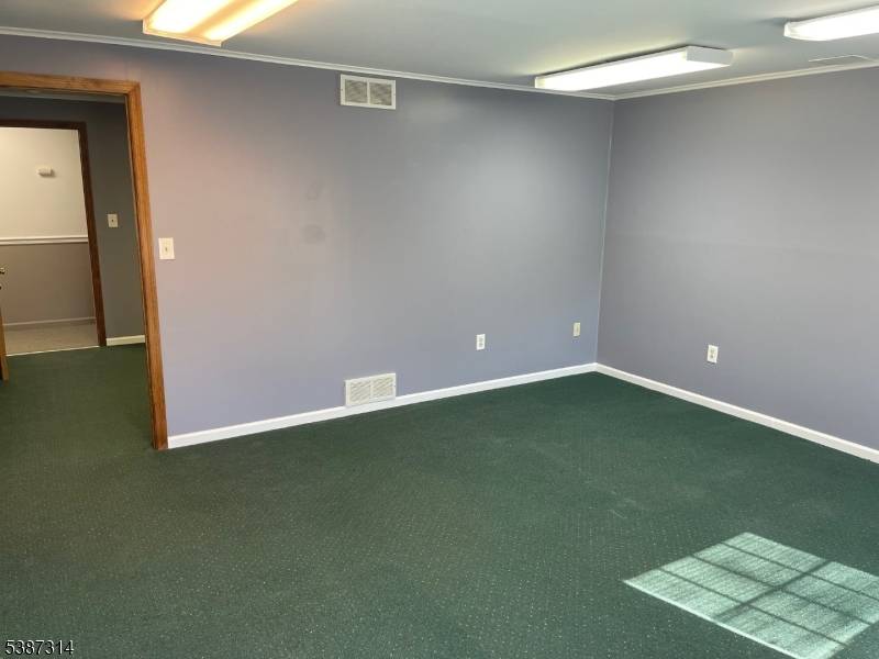 Califon Boro, NJ 07830,440 County Road 513