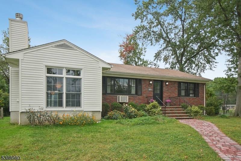 Garwood Boro, NJ 07027,519 Third Ave