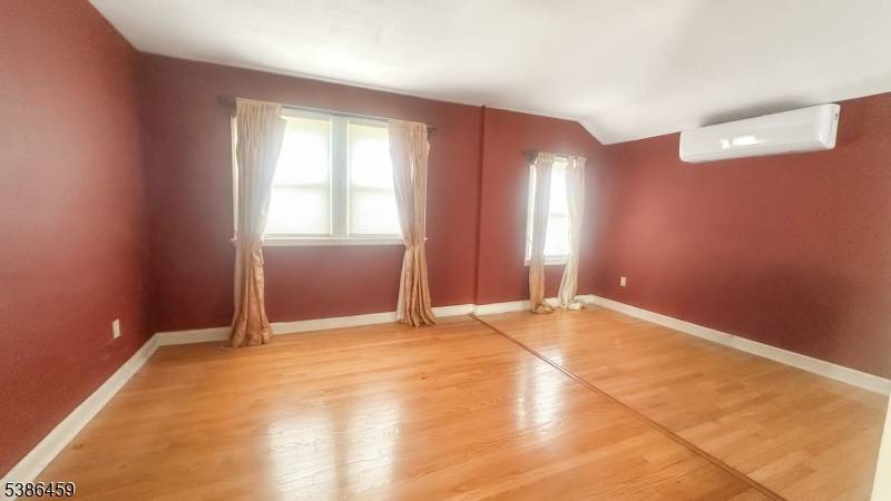 Elizabeth City, NJ 07202,706 Cedar Ave