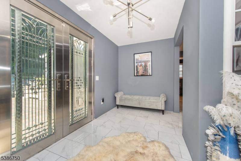 Clifton City, NJ 07043,1243 Valley Rd