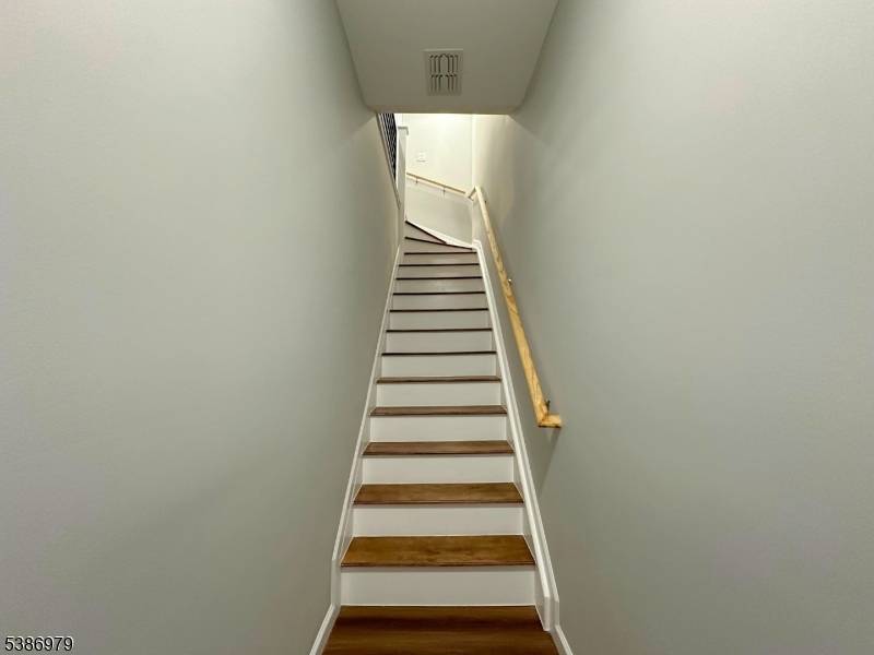 Clifton City, NJ 07011,137 Madeline Ave #2