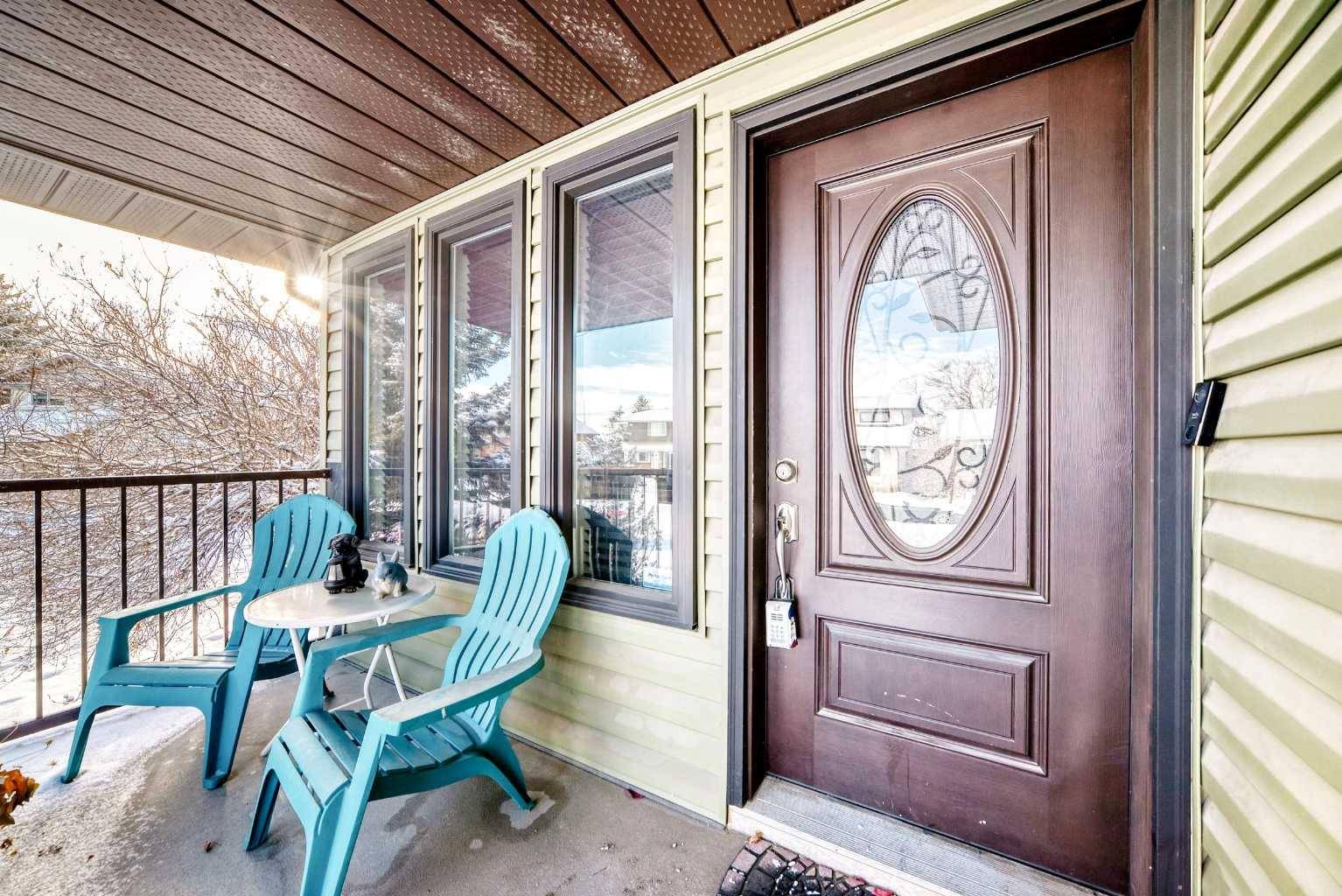 Calgary, AB T2E7R4,19 Mchugh PL NE