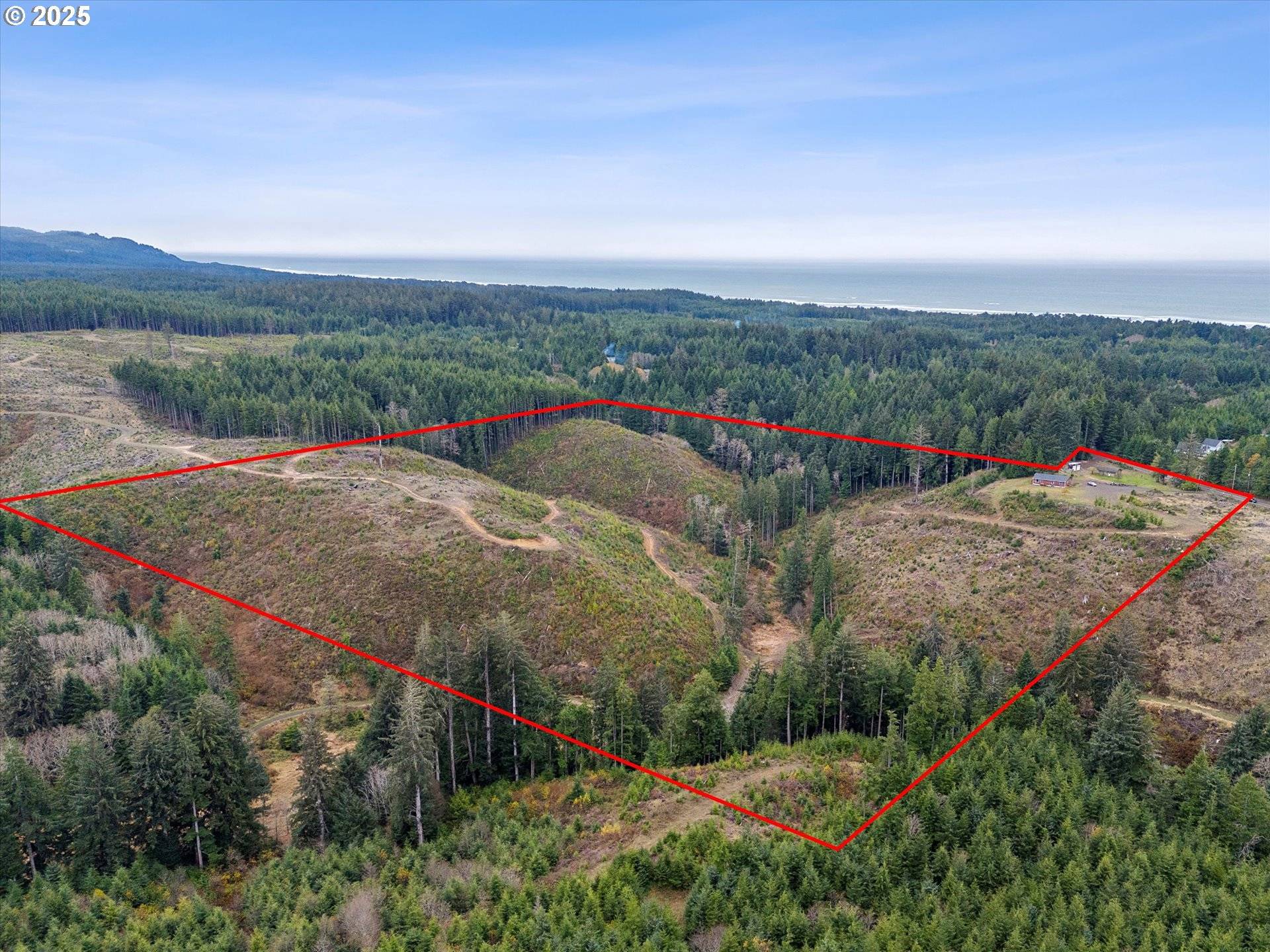 Waldport, OR 97394,135 SW WAKONDA BEACH RD