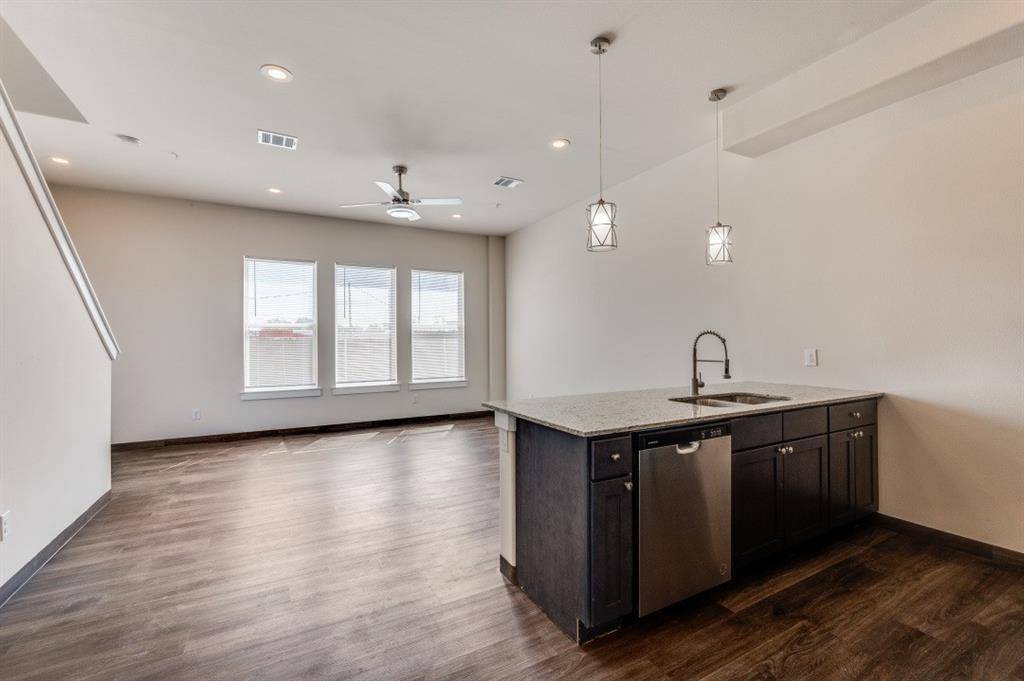 710 Benge Drive #E, Arlington, TX 76013