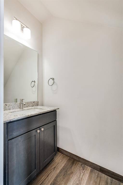 710 Benge Drive #E, Arlington, TX 76013