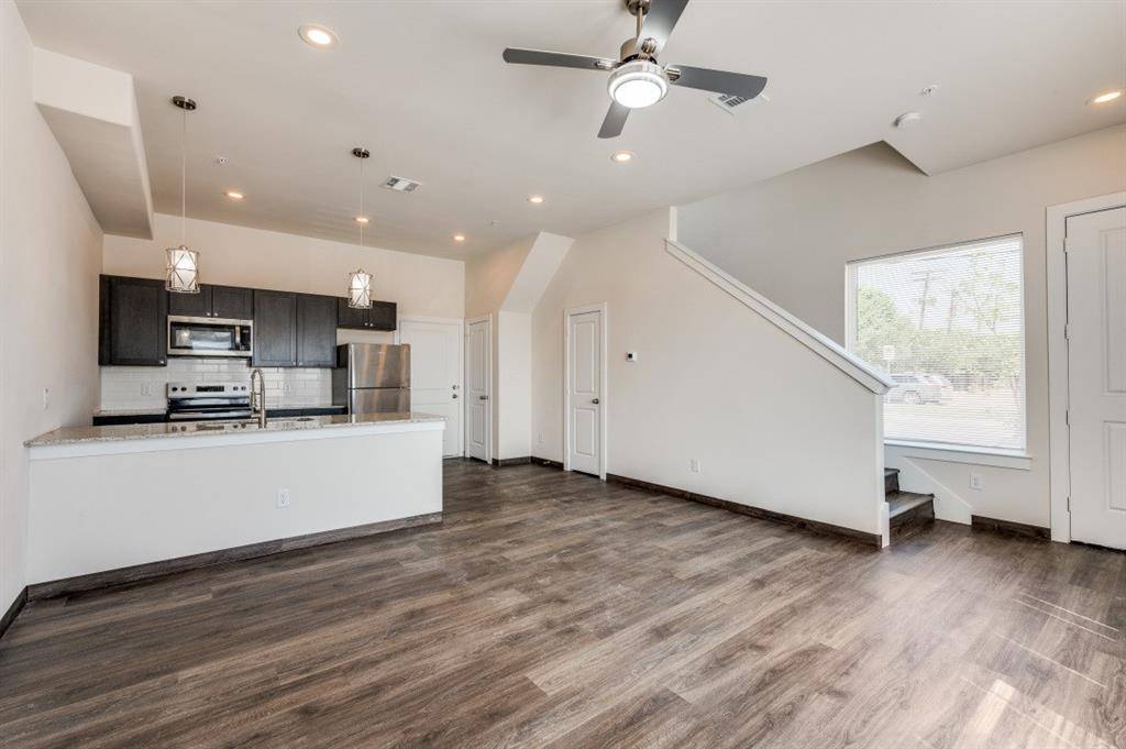 Arlington, TX 76013,710 Benge Drive #712-E