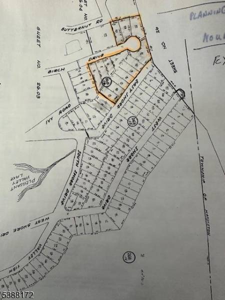 Vernon Twp., NJ 07462,3-5 Birch Dr Or10-16