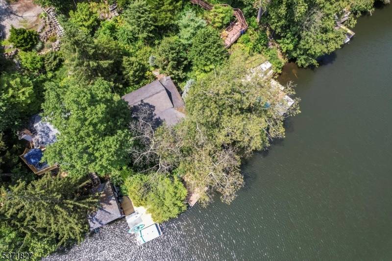 Bloomingdale Boro, NJ 07403,151 Pine Tree Rd