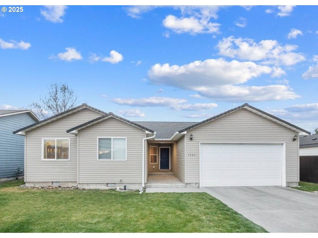 La Grande, OR 97850,1705 E GLACIER ST