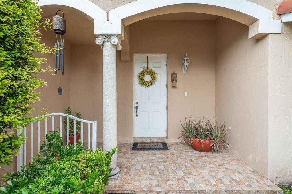 Miami, FL 33185,2444 SW 152nd Path #2444