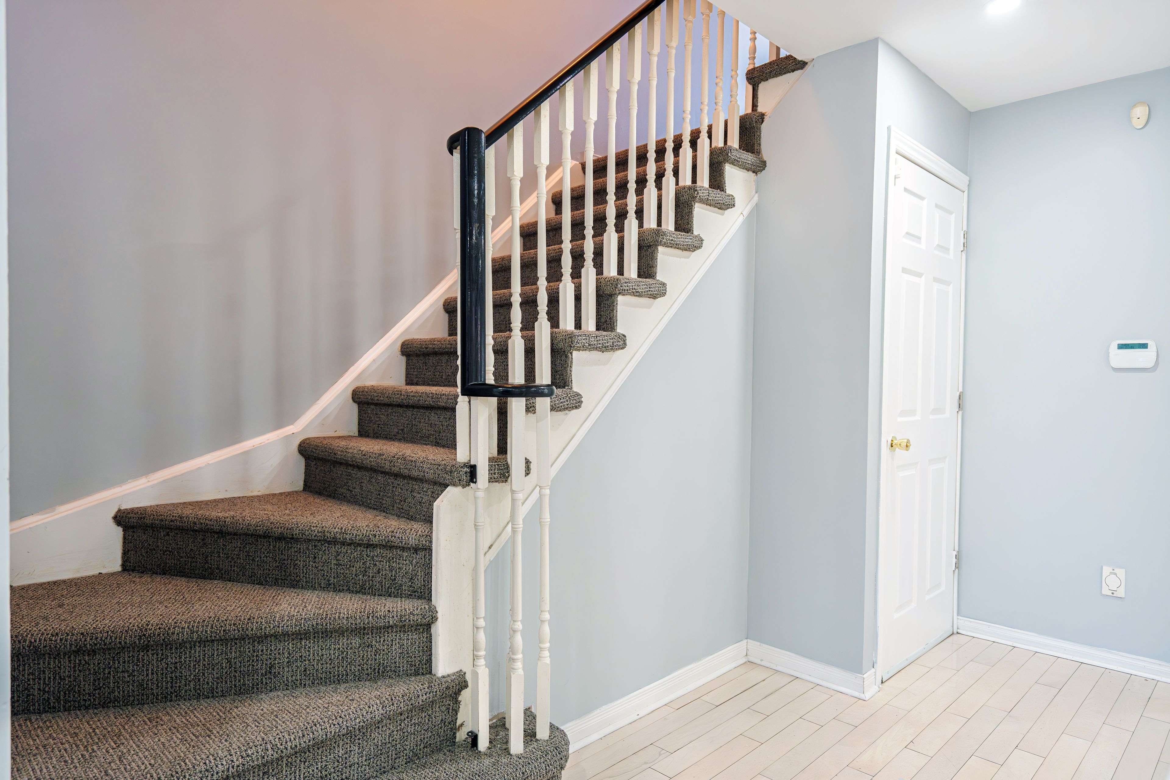 Brampton, ON L6X 4Z9,35 Dunlop CT