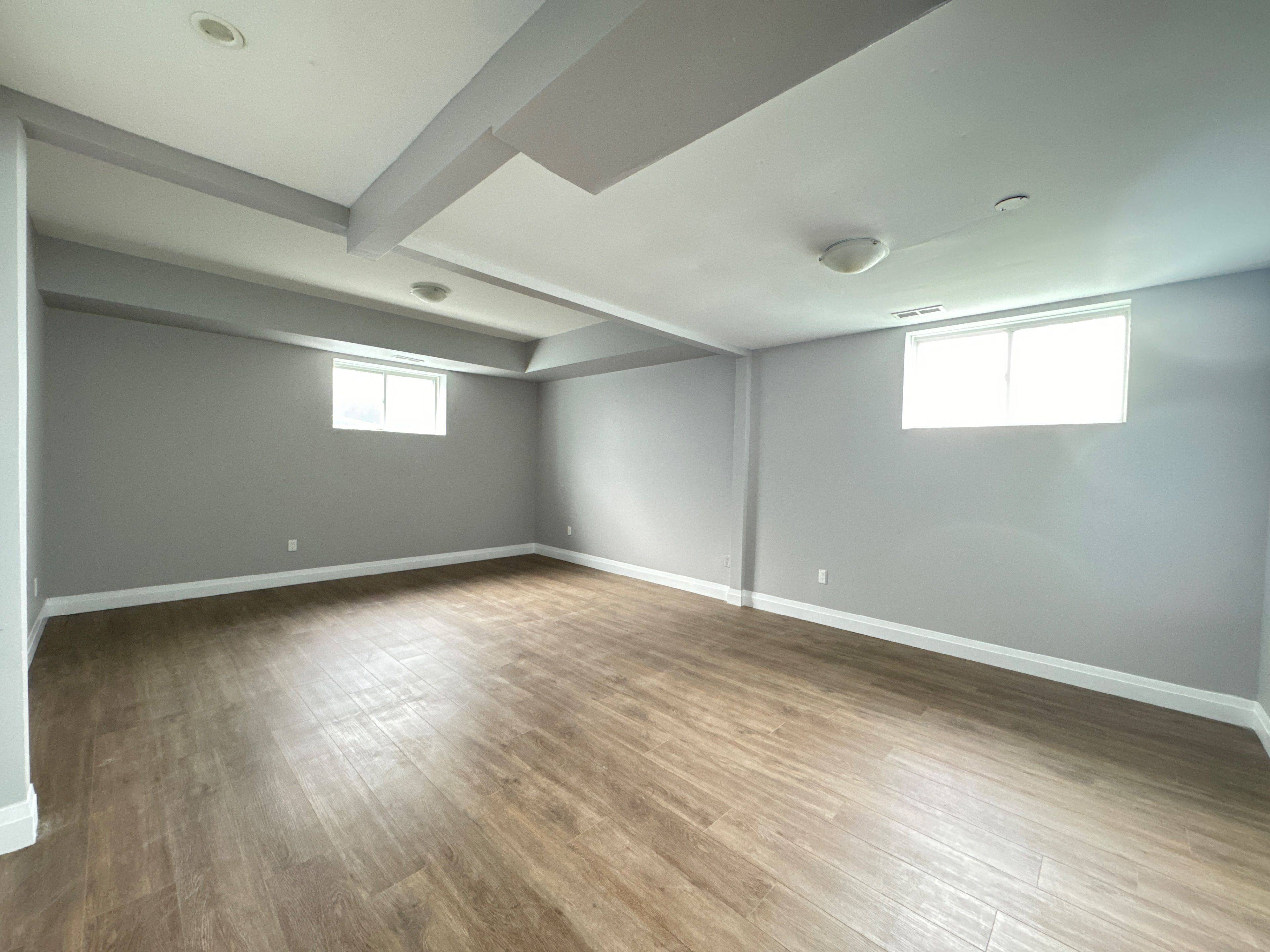 Alta Vista And Area, ON K1G 0A5,320 Tremblay RD #4