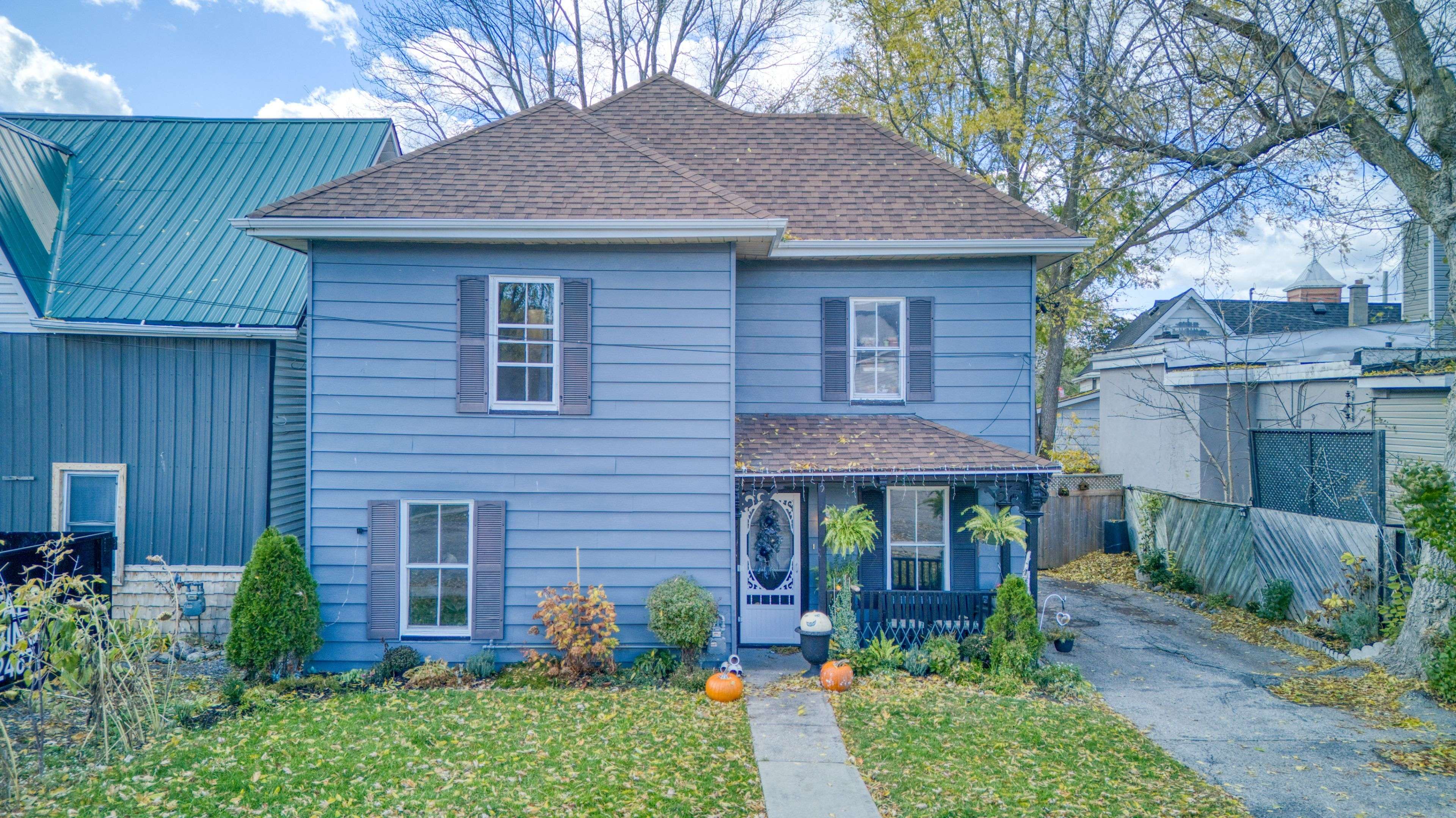 Deseronto, ON K0K 1X0,143 Green ST