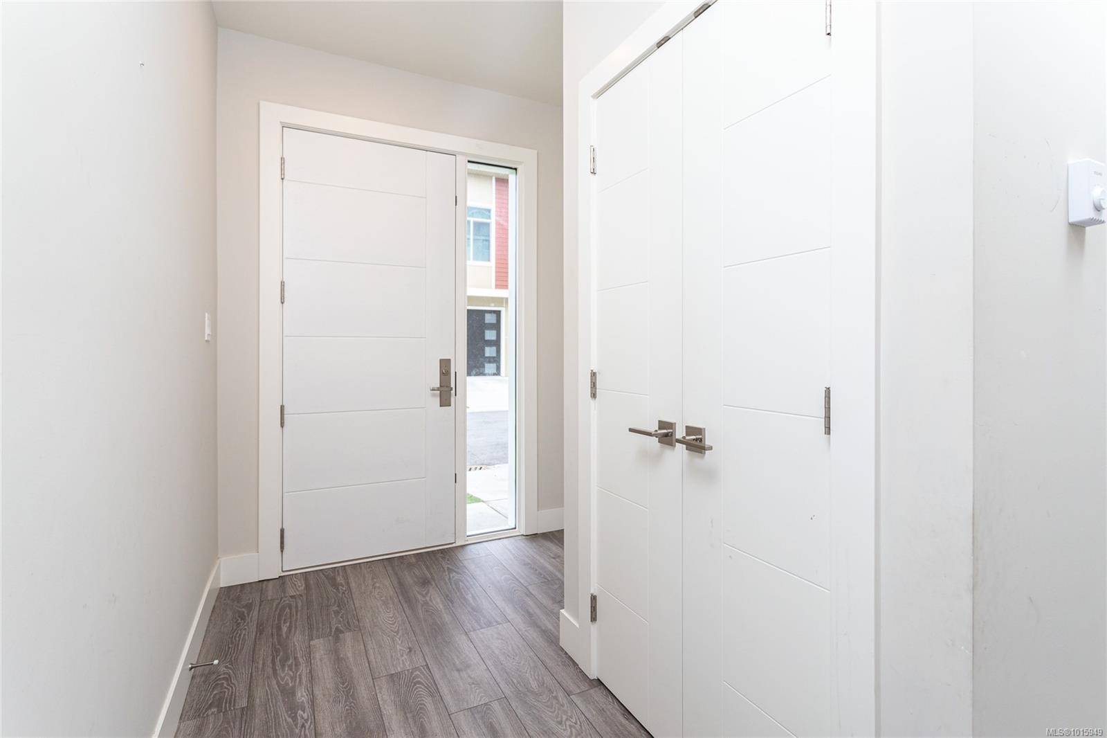 Langford, BC V9B 6M1,629 Selwyn Close