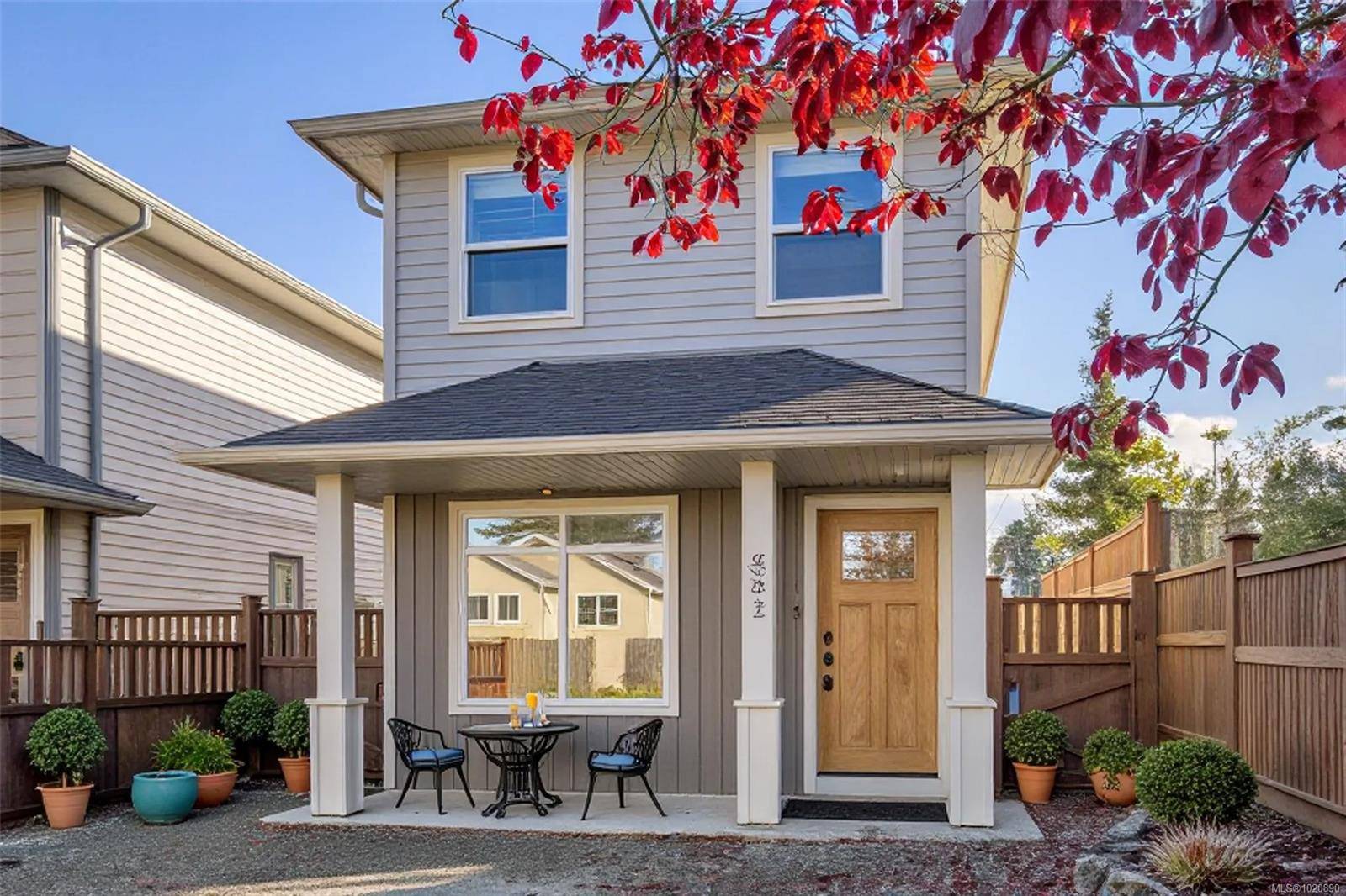 Ladysmith, BC V9G 1B7,521 High St