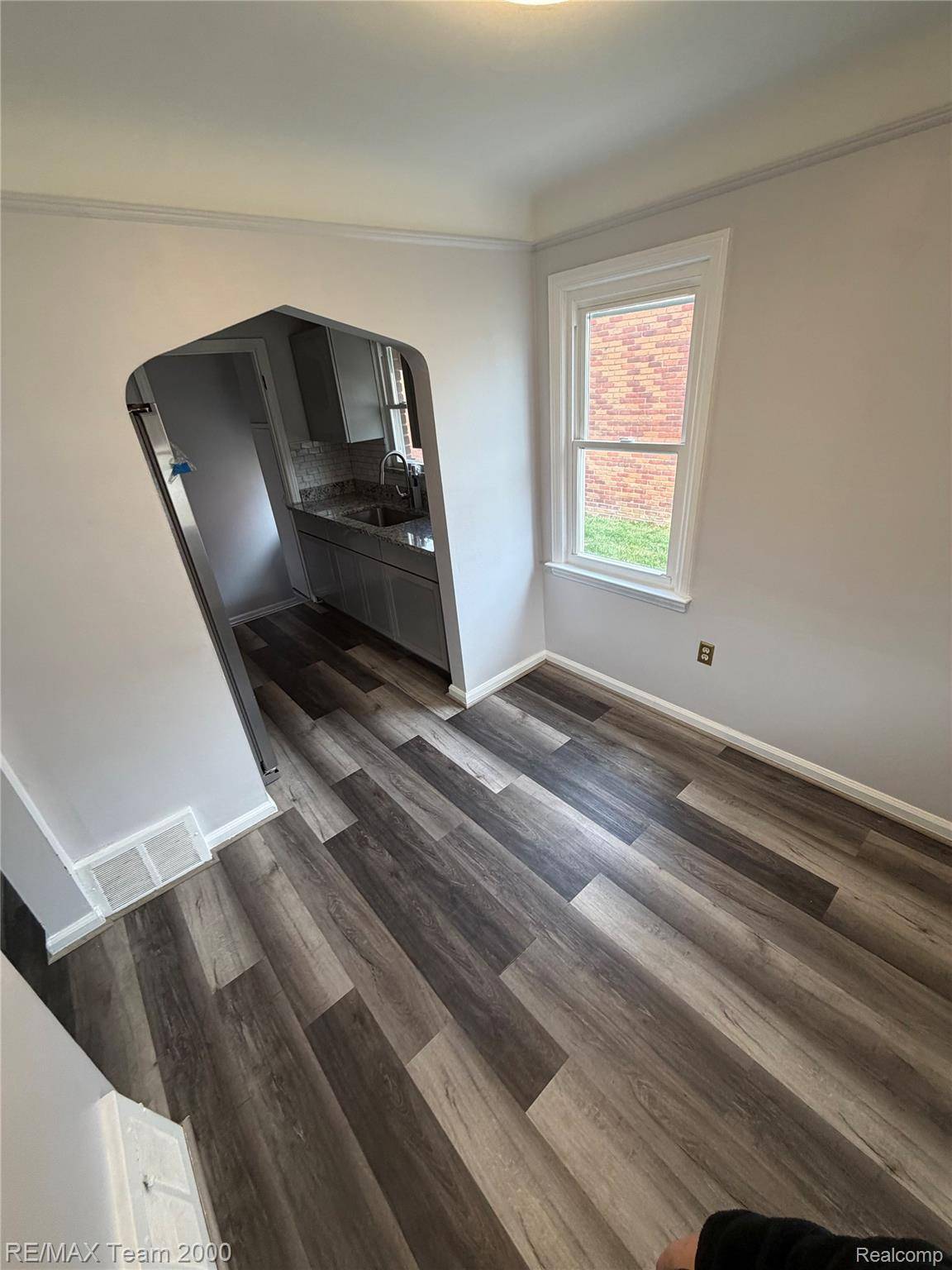 Dearborn, MI 48124,24130 Ross ST