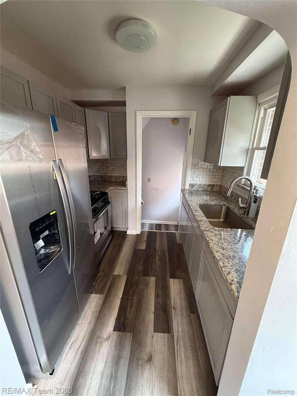 Dearborn, MI 48124,24130 Ross ST