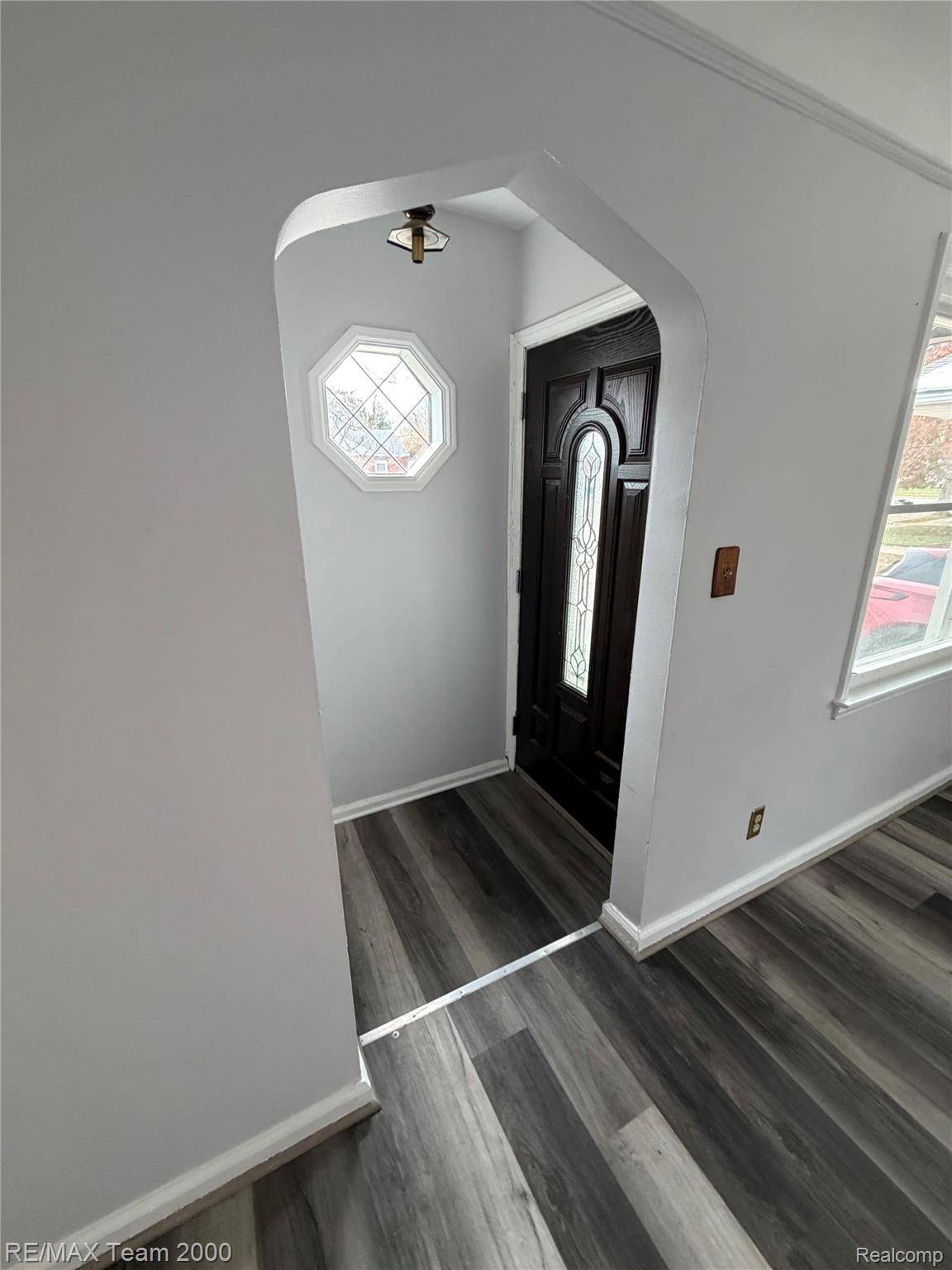 Dearborn, MI 48124,24130 Ross ST