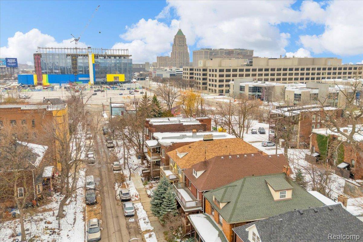 Detroit, MI 48202,5828 4th ST