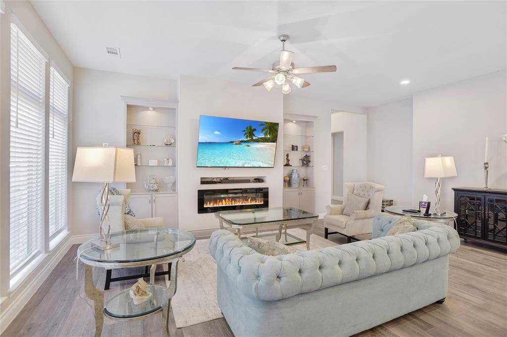 Mckinney, TX 75071,8721 Navidad Falls Drive