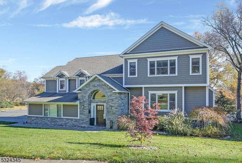 Springfield Twp., NJ 07081,247 Baltusrol Way