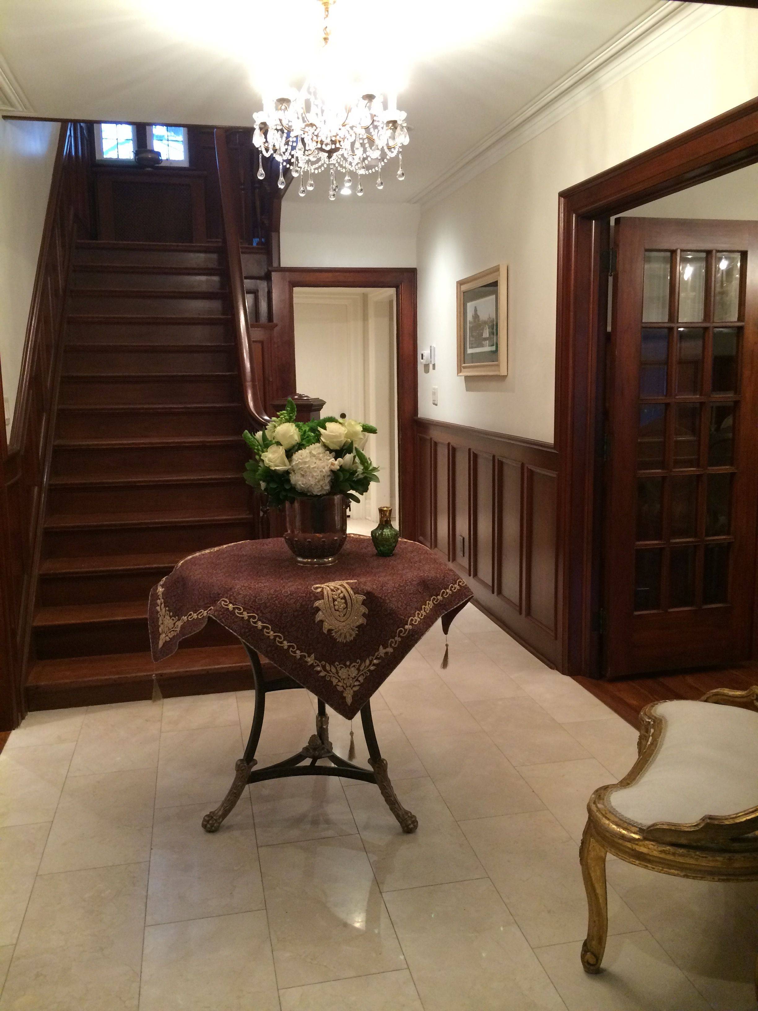 Toronto C03, ON M5P 2N7,299 Forest Hill RD