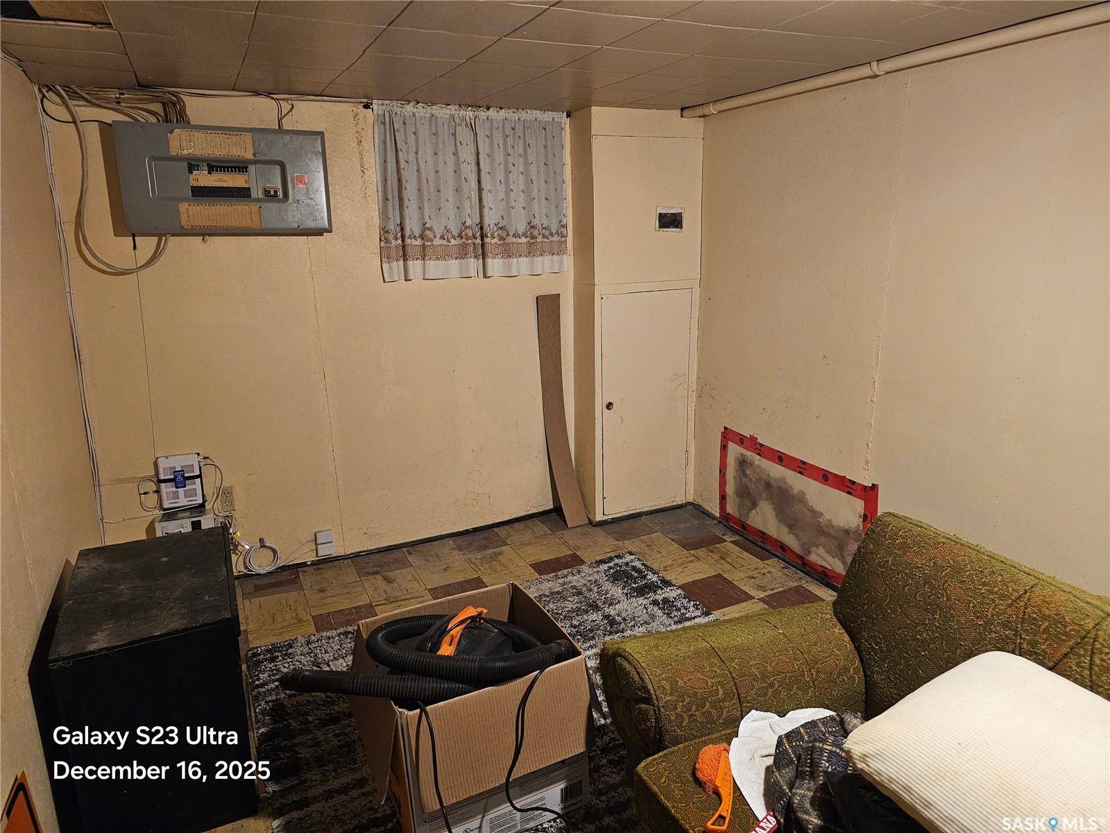 Saskatoon, SK S7L 2H2,833 i AVENUE N