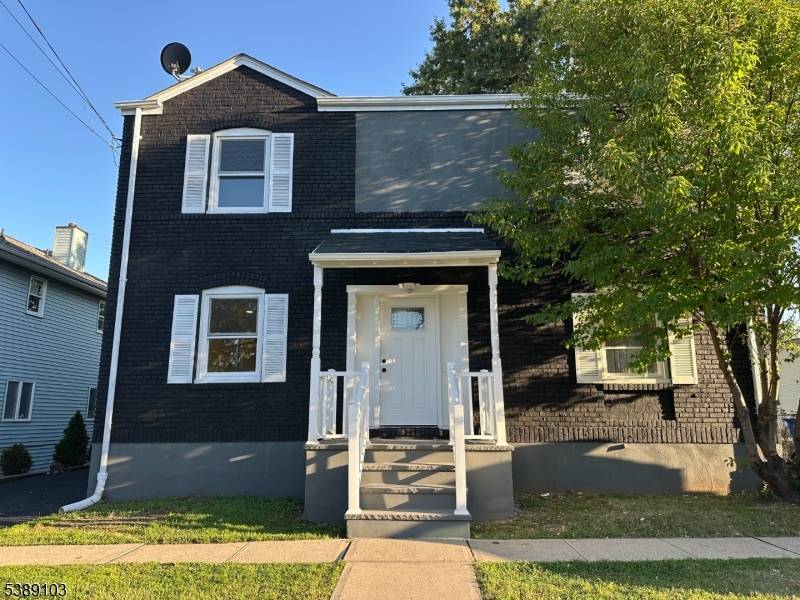 South Bound Brook Boro, NJ 08880,3 Edgewood Ter