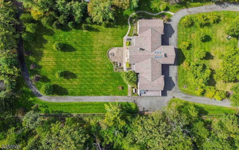 Millburn Twp., NJ 07078,882 S Orange Ave