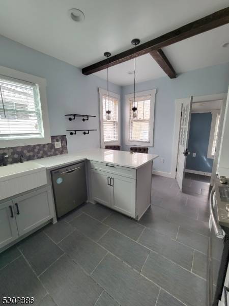 Hopatcong Boro, NJ 07821,315 Lakeside Ave