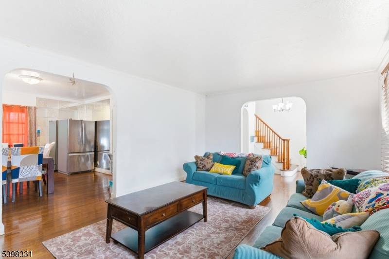 Hillside Twp., NJ 07205,327 Field Pl