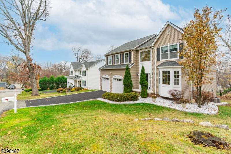 Randolph Twp., NJ 07869,3 Marble Ln