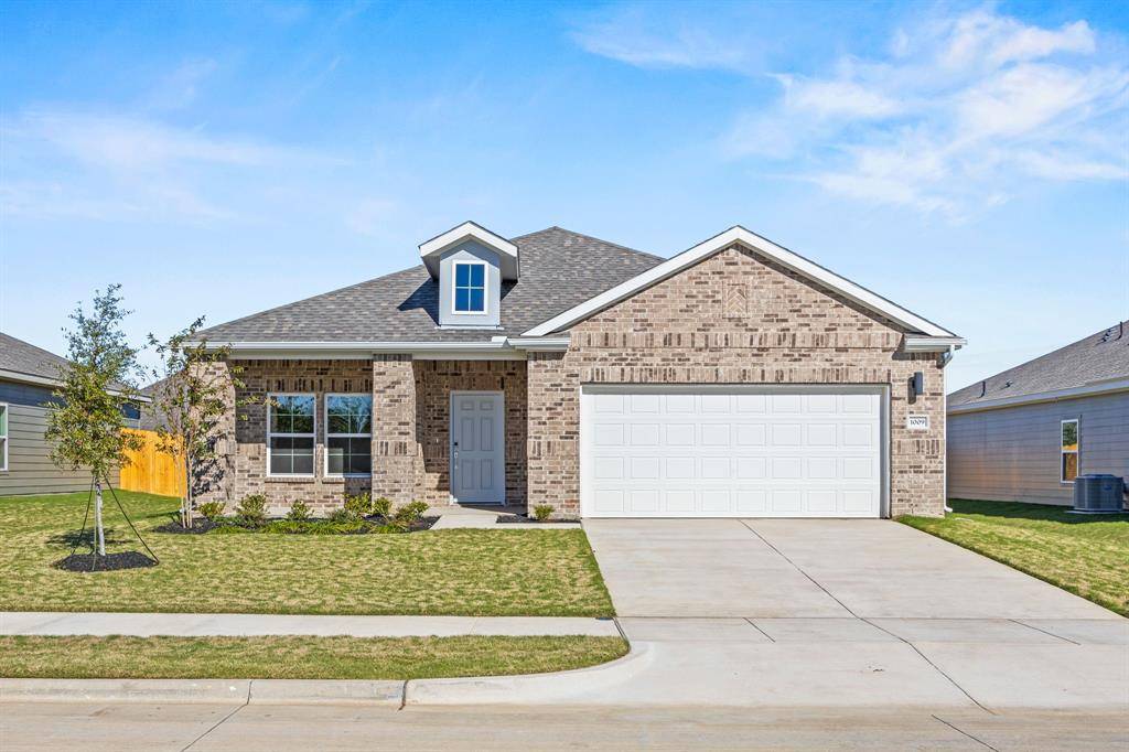 Crowley, TX 76036,1009 Park Oak Lane