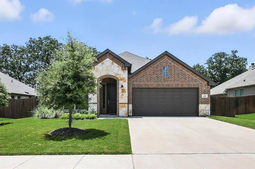 Azle, TX 76020,221 Gardenia Drive