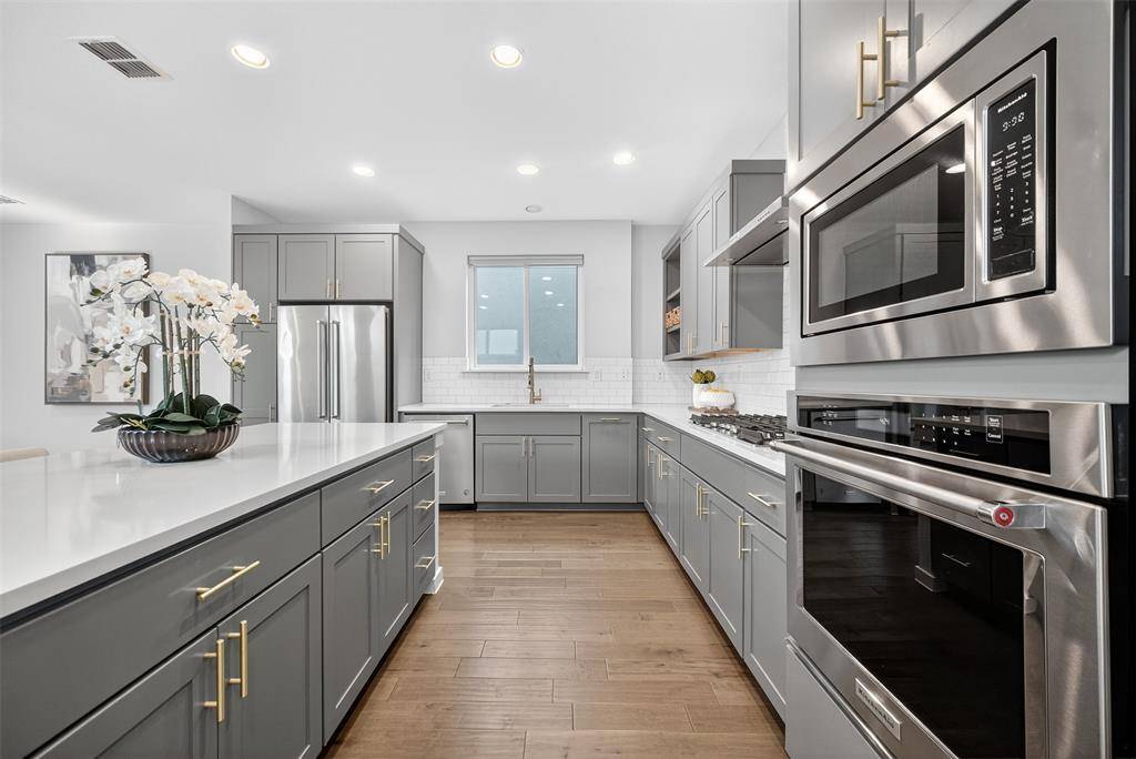 Dallas, TX 75206,5333 Anita Street