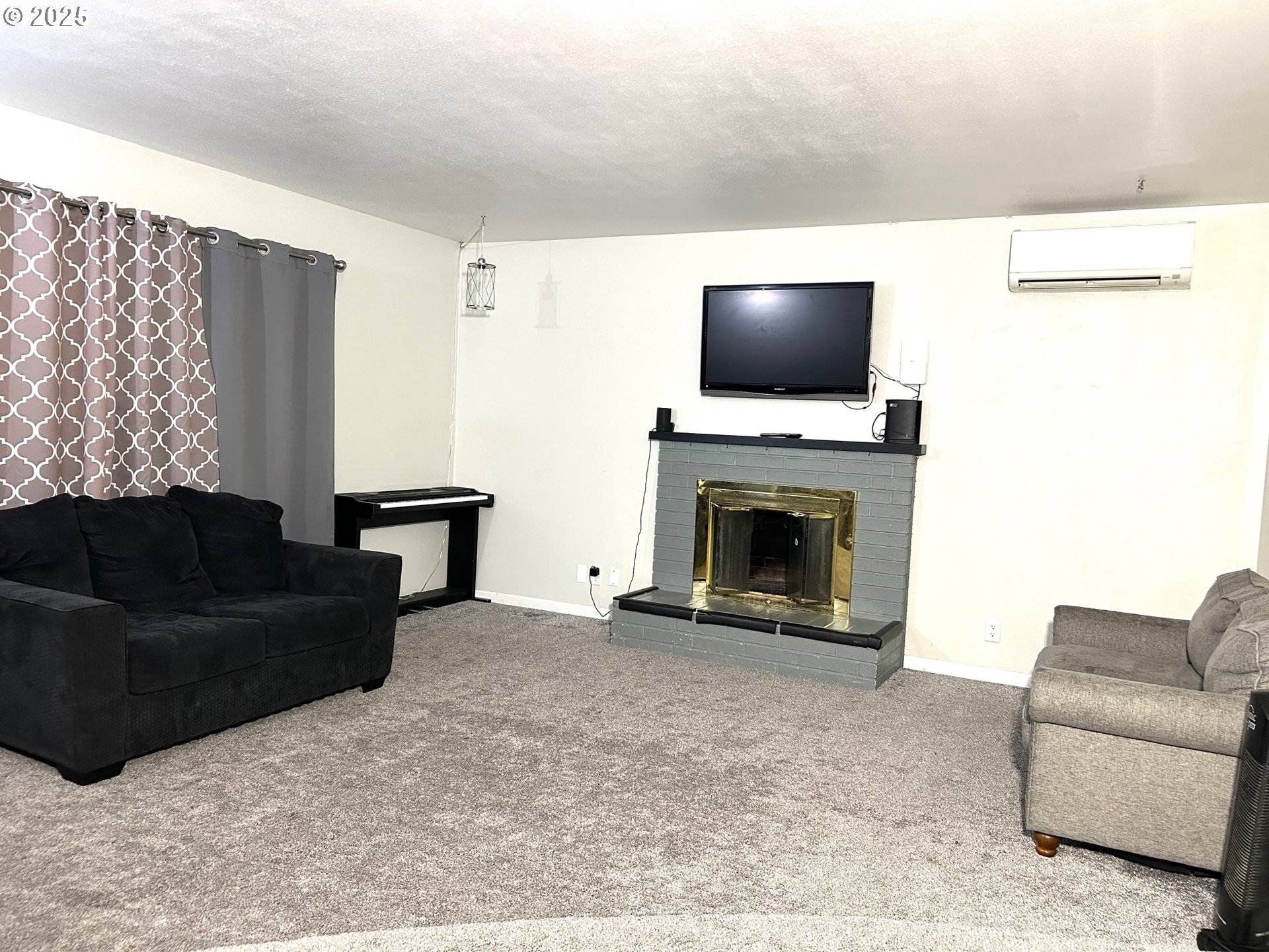 Springfield, OR 97477,1745 T ST