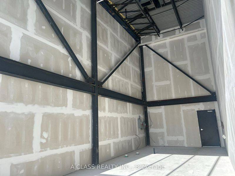 Toronto E07, ON M1V 3S8,3101 Kennedy RD #B1