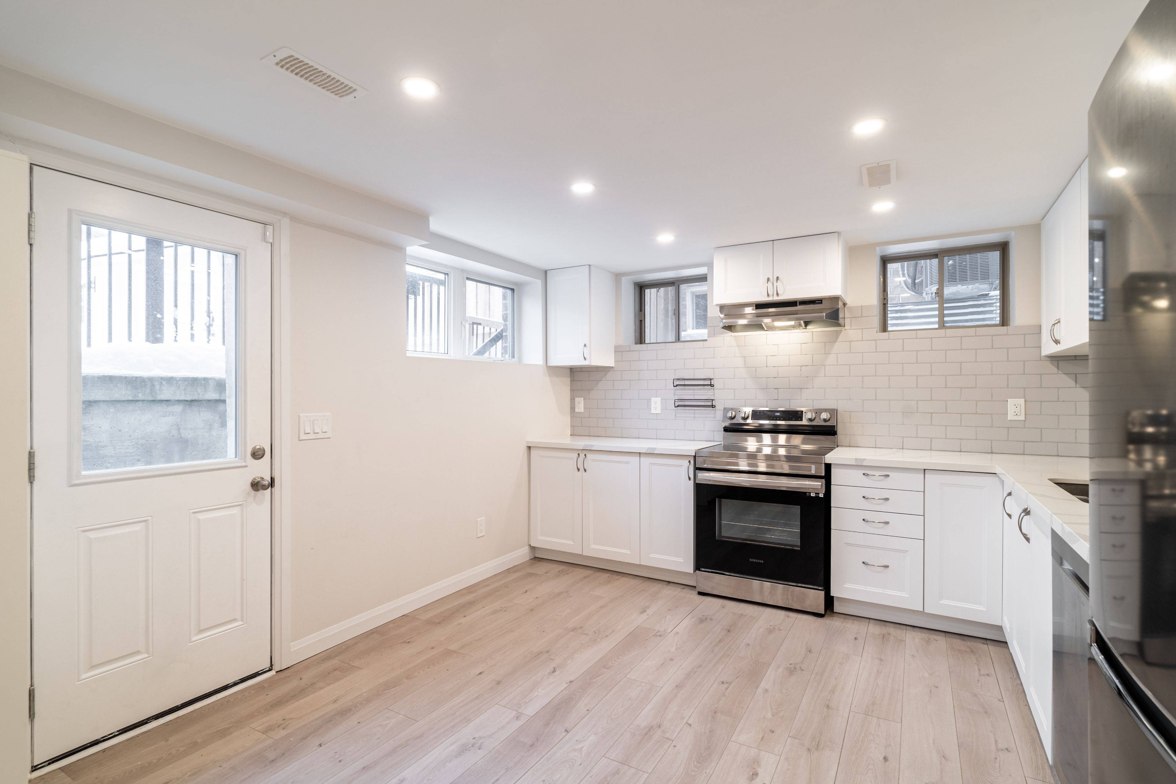 Whitchurch-stouffville, ON L4A 4V2,38 Busato DR