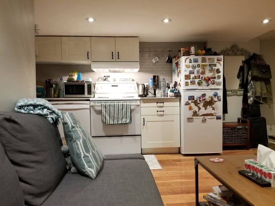 Toronto W03, ON M6H 3R4,29 Via Italia N/A #Basement