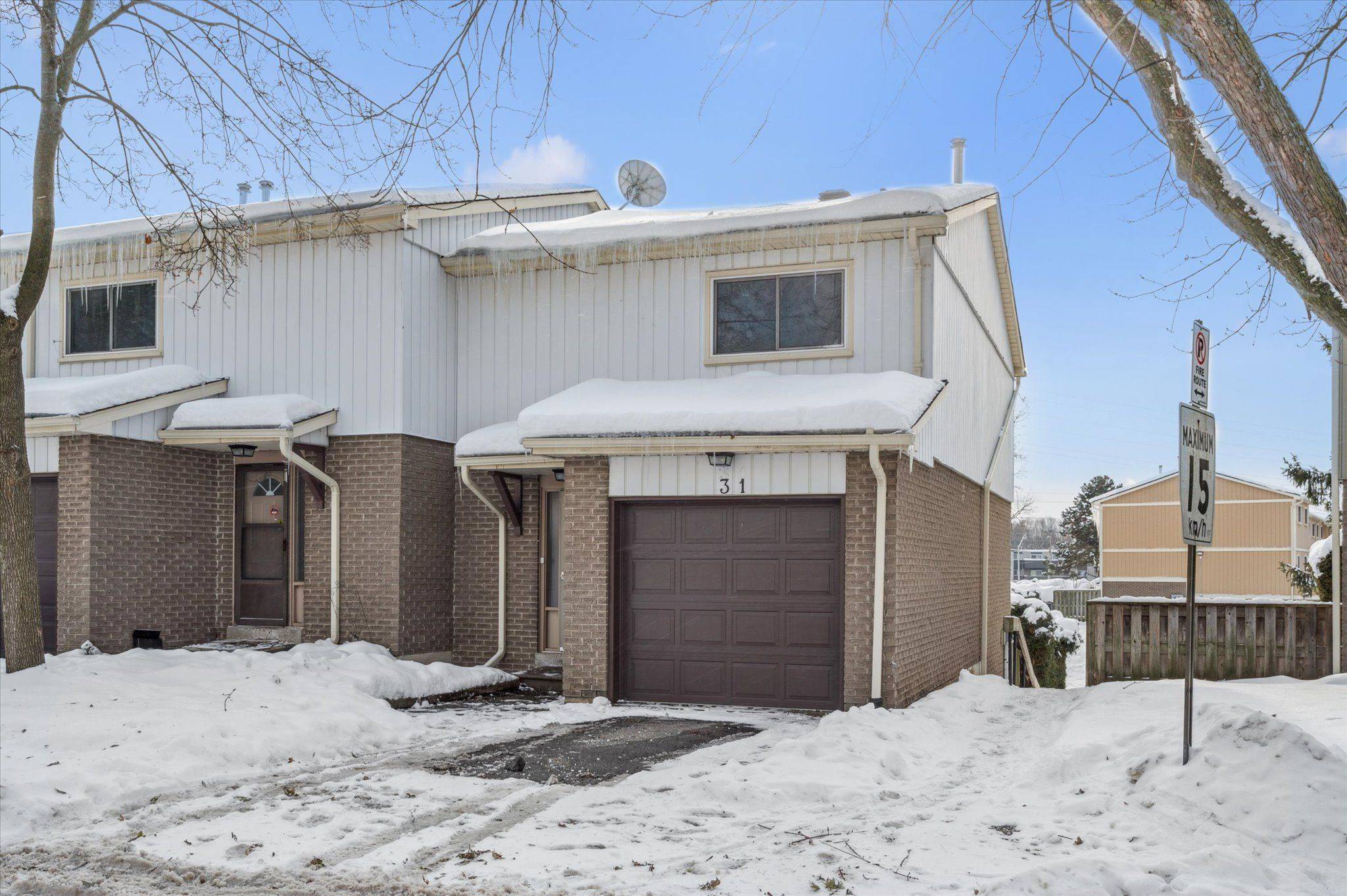 Kitchener, ON N2M 5E5,51 Paulander DR #31
