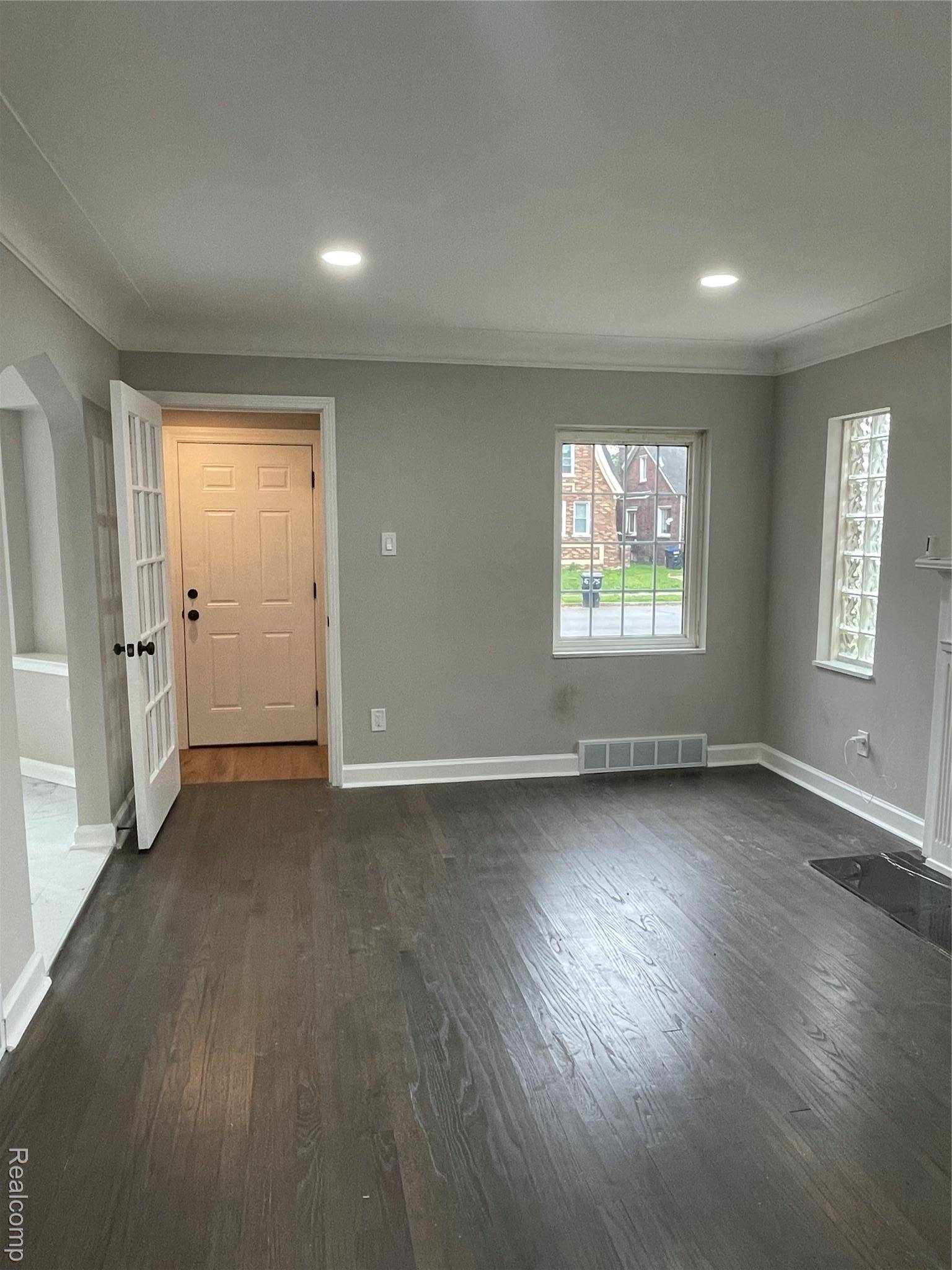 Detroit, MI 48224,5766 Nottingham RD