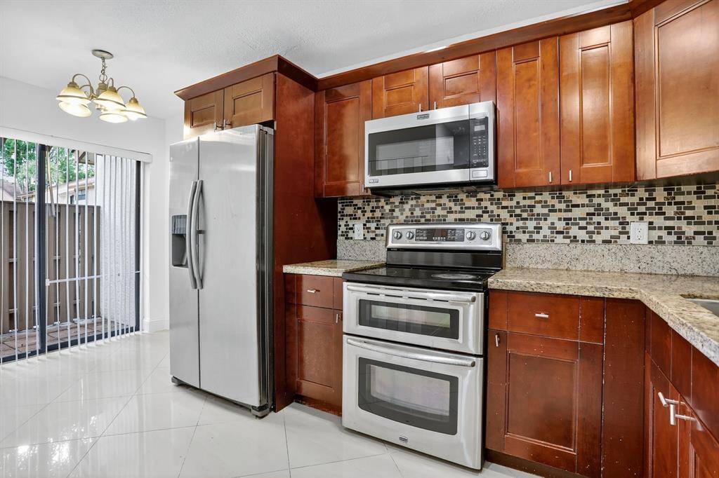 Coconut Creek, FL 33063,3037 NW 48th Ave