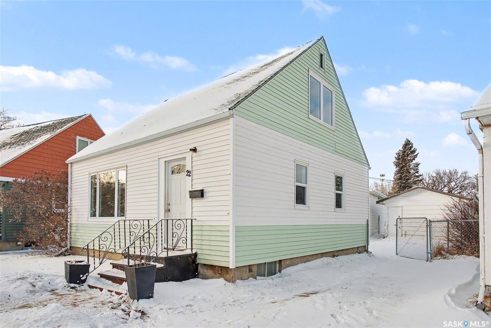 Regina, SK S4T 5V9,22 Elizabeth CRESCENT