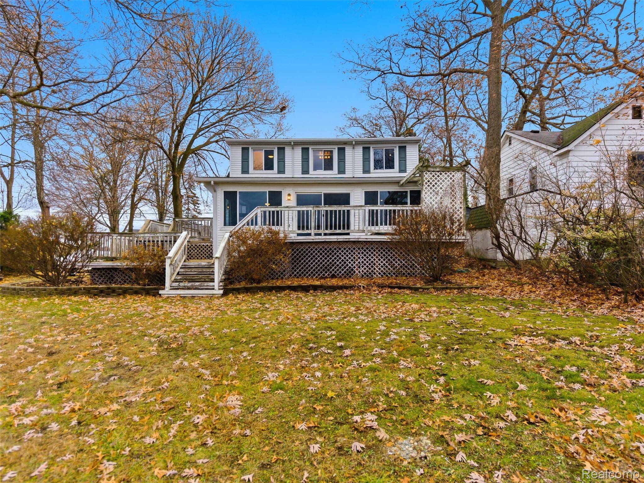 Waterford, MI 48328,1701 Eason