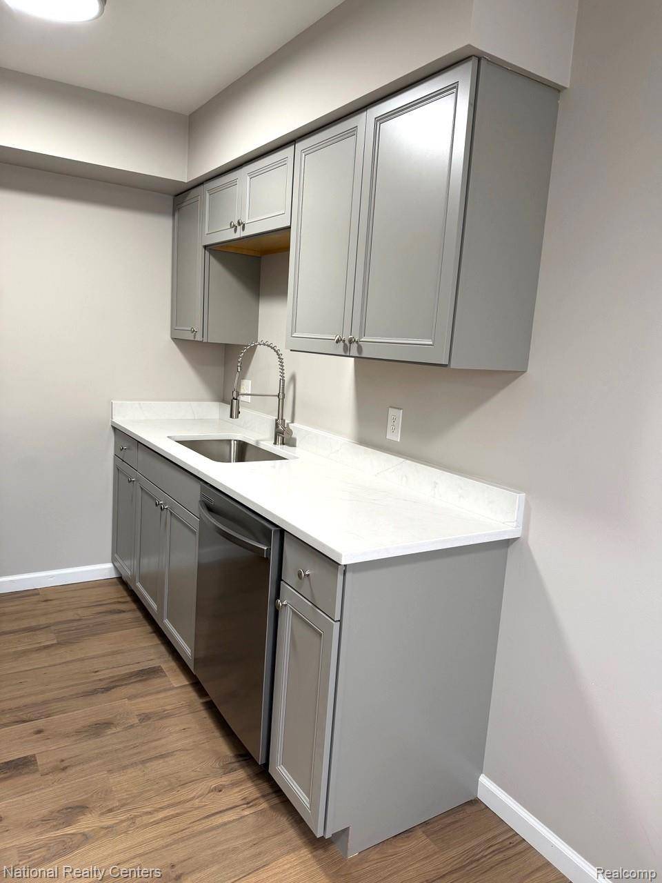 Roseville, MI 48066,30010 Utica RD #16