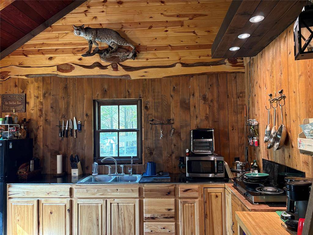 De Kalb, TX 75559,2492 Fm 990