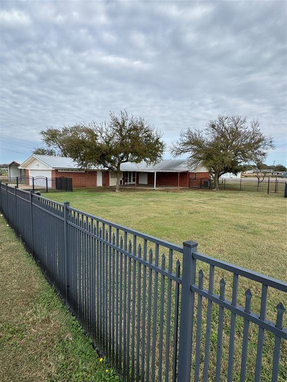 Whitney, TX 76692,891 Hcr 2124 Loop